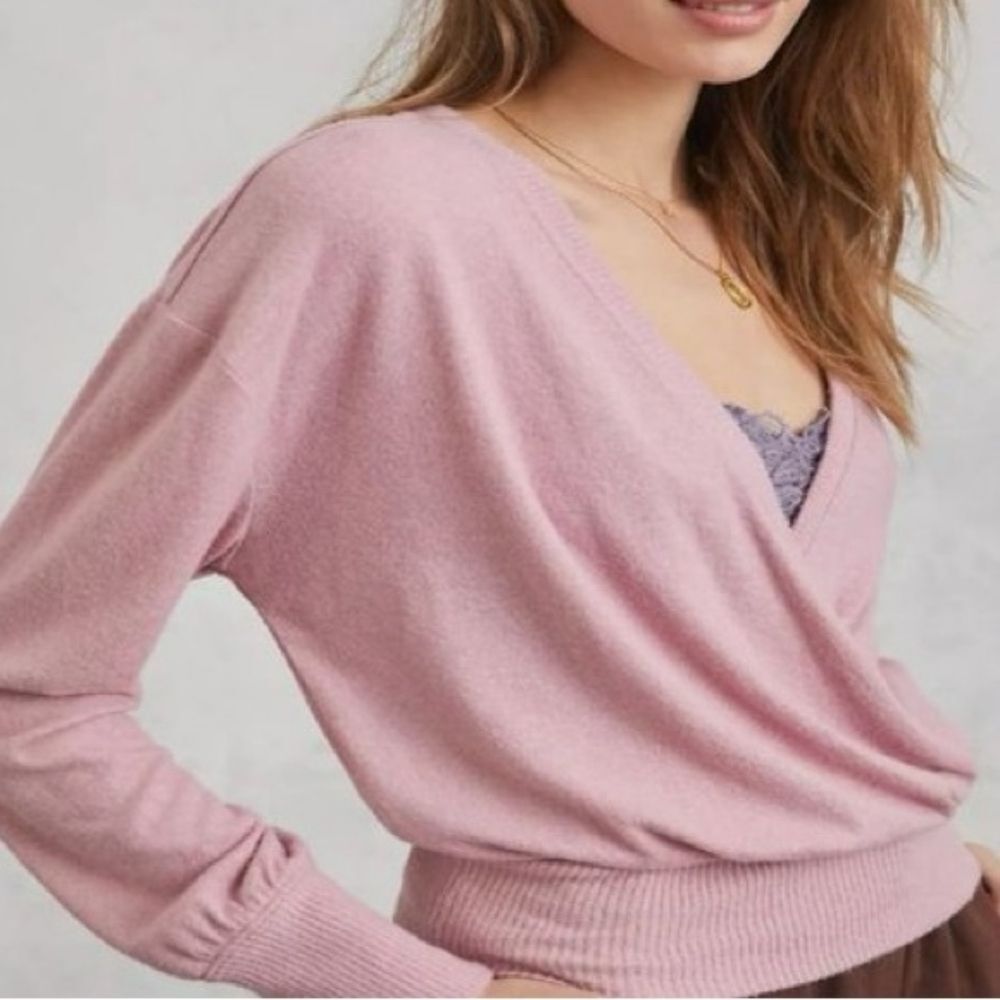 Anthropologie Faux Wrap Soft Crossover Pink Sweater Size Large Academia Cottage
